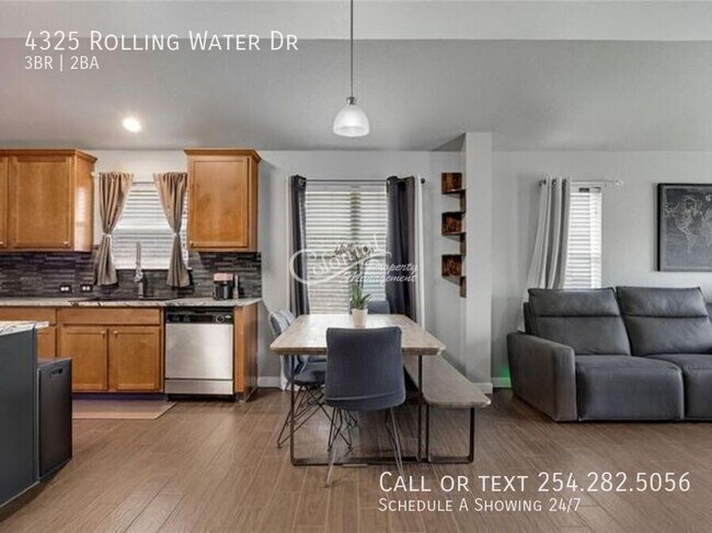 Building Photo - 4325 Rolling Water Dr