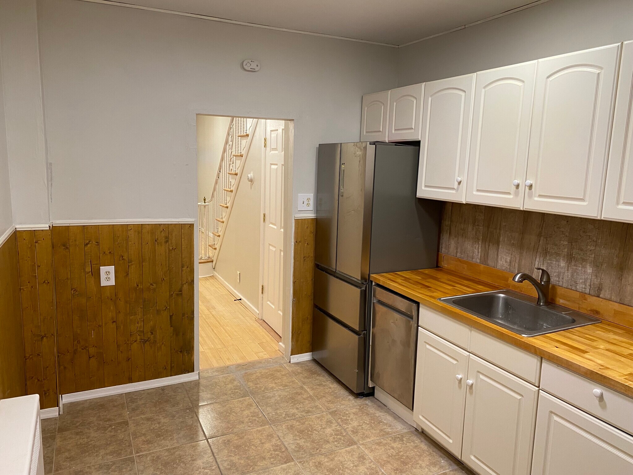 Kitchen - 3145 Almond St
