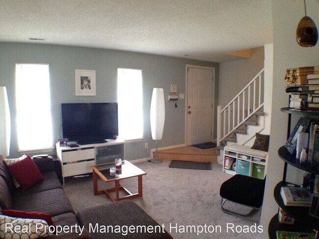 Building Photo - 3 br, 1.5 bath House - 930 Seabreeze Court