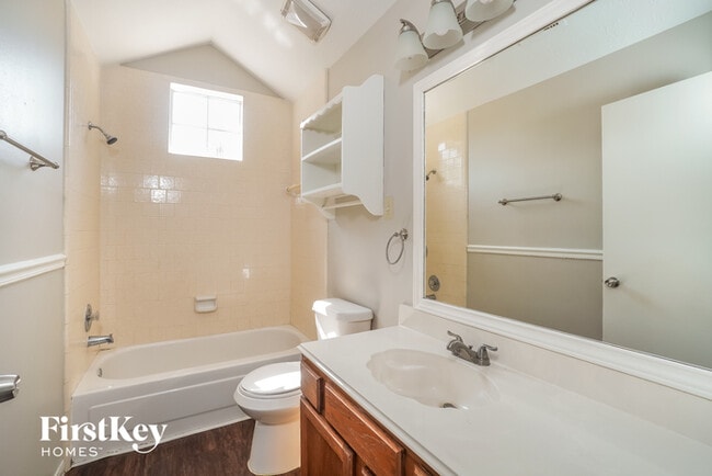 Building Photo - 17618 Garnercrest Dr