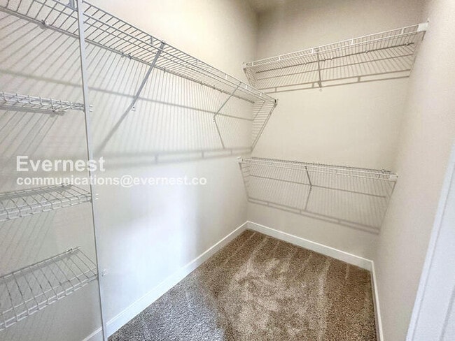 Building Photo - PROMO: Get $500 Off First Full Month’s Rent!/3 Bed/2.5 Bath Townhome with Garage / Available Now!