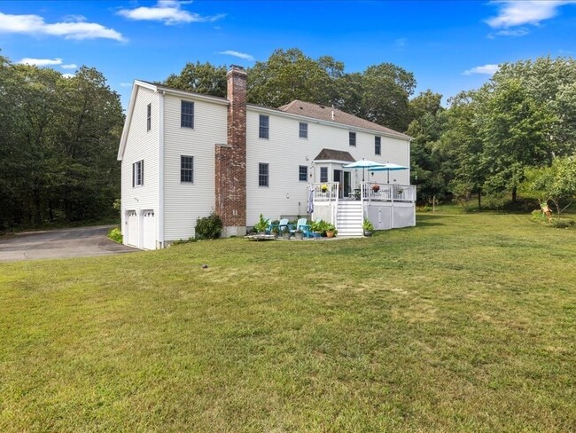 Building Photo - 6 Wood St