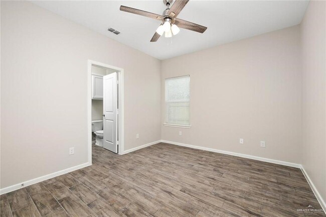 Building Photo - 2613 Sage Dr