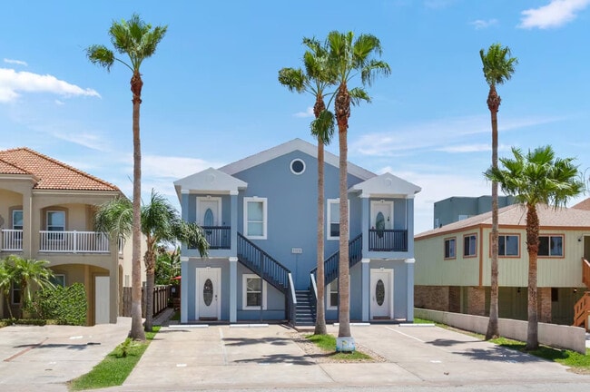 Building Photo - 117 E Campeche St