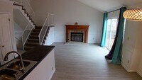 Building Photo - Experience Aurora living in this spacious ...