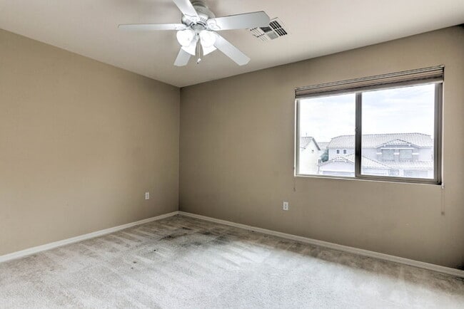 Building Photo - Rancho Sahuarita 5-Bed with 3.5 Baths 3187 Sq Ft