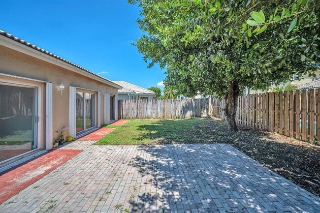 Building Photo - 15452 SW 138th Terrace