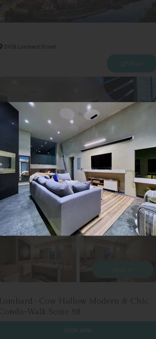 Building Photo - 2459 Lombard St