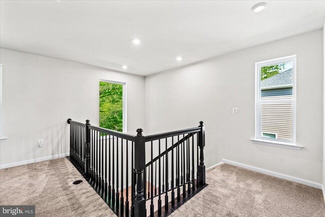 Building Photo - 2848 White Tail Dr