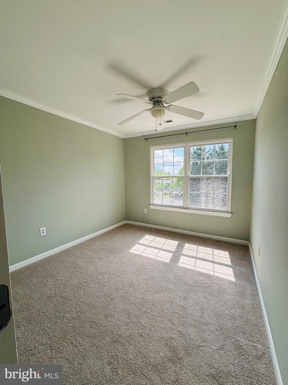 Building Photo - 109 Barrows Ct