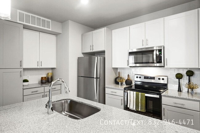 Building Photo - Get up to 8 Weeks Free + $1,000 GC in Katy!