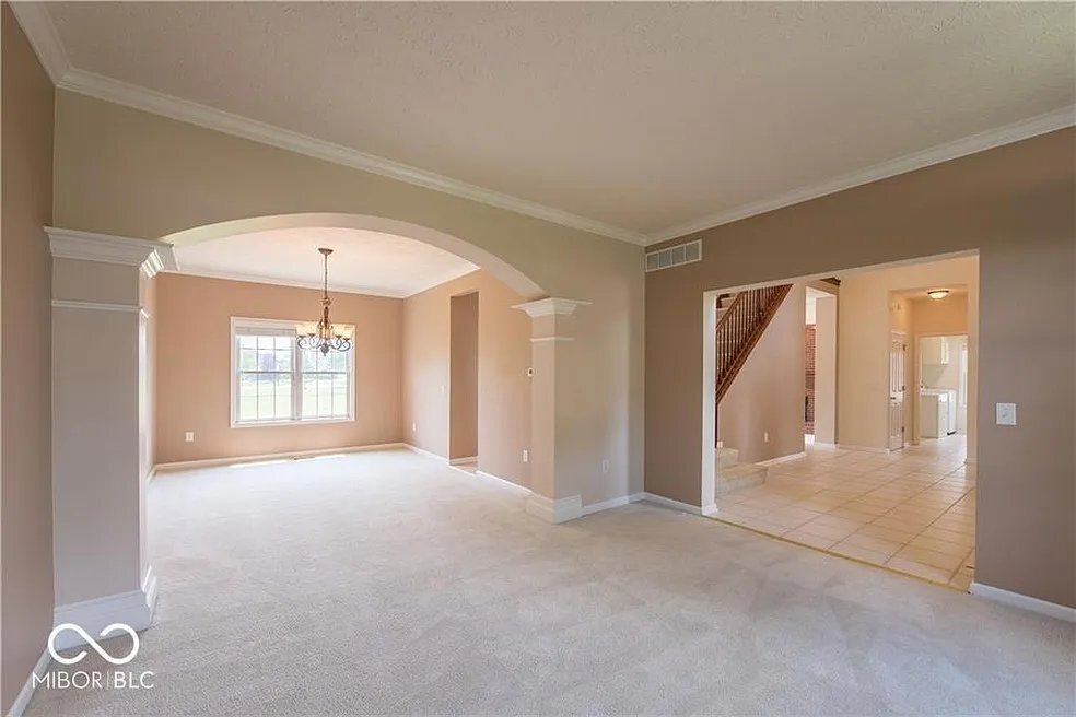 Building Photo - 15151 New Haven Dr