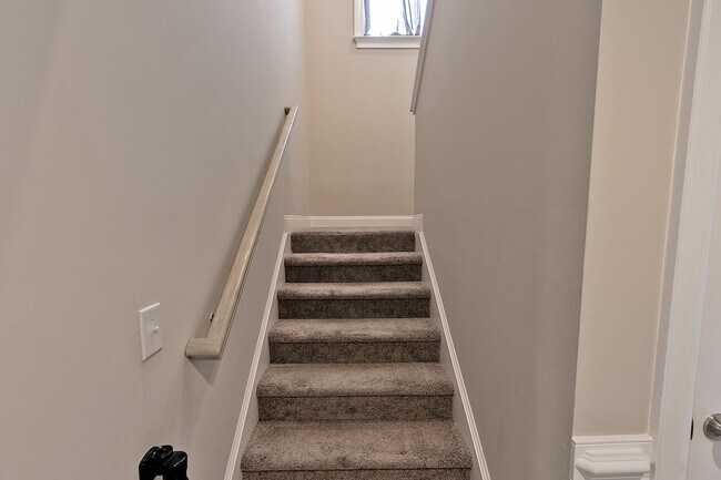 Building Photo - Home for rent in Prattville