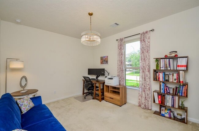 Building Photo - 3808 Canterbury Park Dr