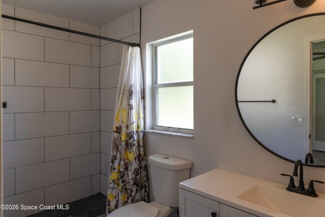 Building Photo - 1572 Holbrook Rd NW