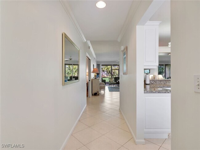 Building Photo - 725 Saratoga Cir