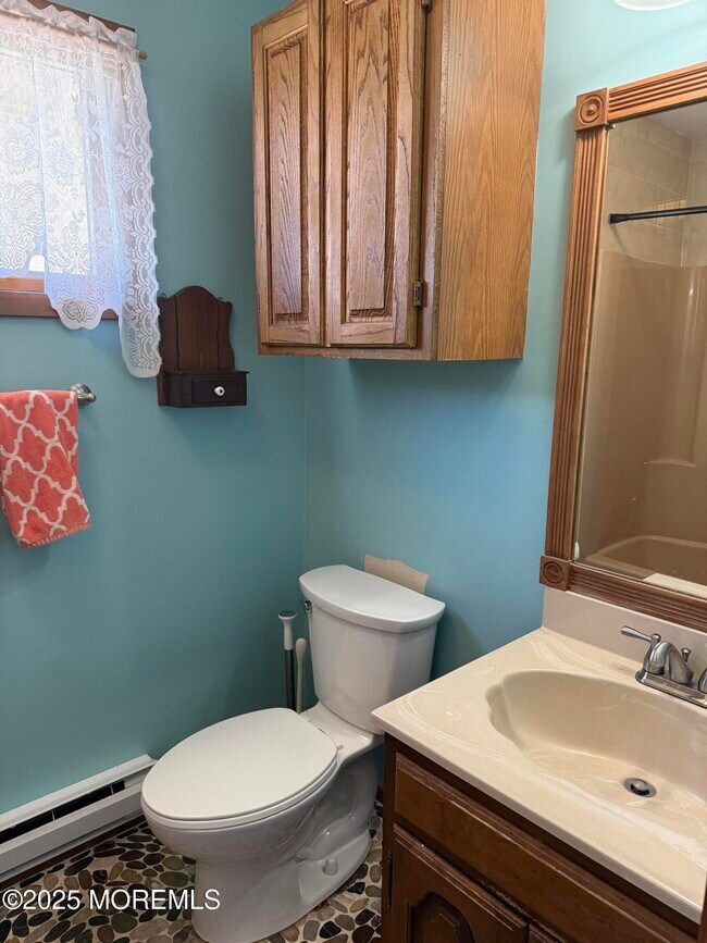 Building Photo - 34 E Beach Way