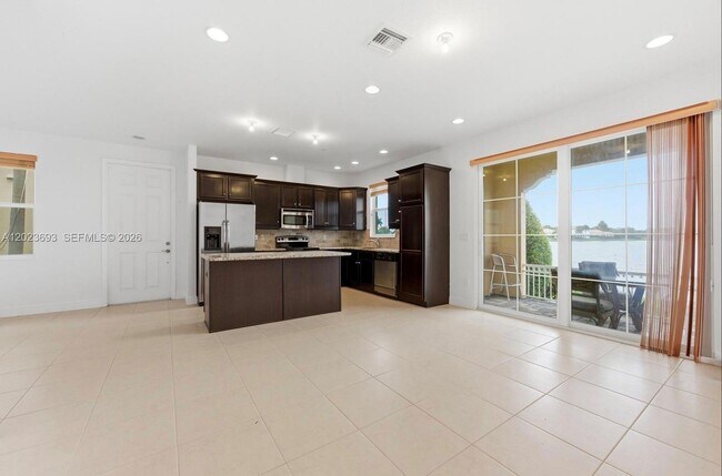 Building Photo - 3065 Tortola Way