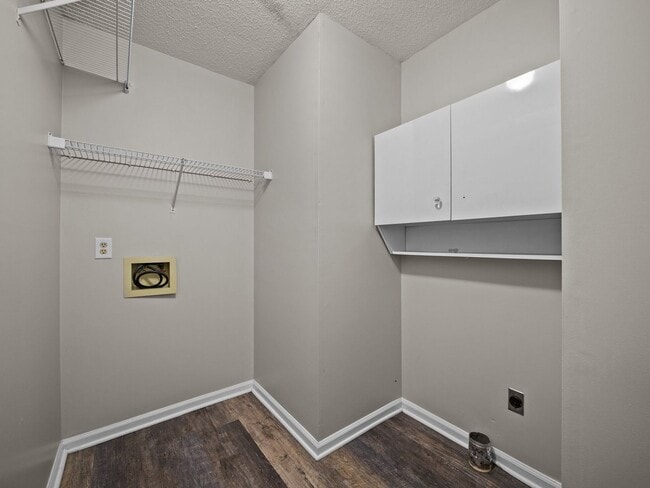 Building Photo - Welcome to Foxhorn Village!