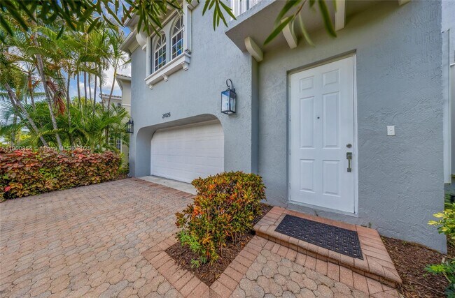 Building Photo - 21025 NE 31st Ave