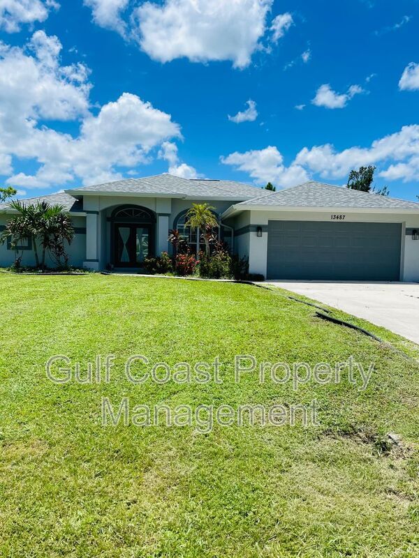 Primary Photo - 13487 Foresman Blvd