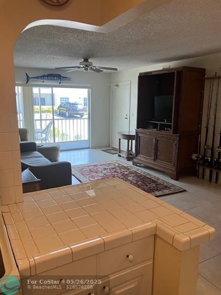 Building Photo - 6243 Bay Club Dr