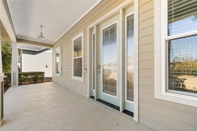 Building Photo - 2957 SW 118th Dr