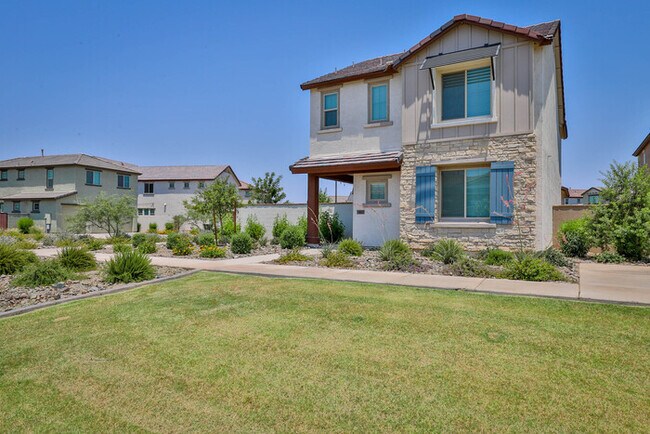 Building Photo - 9805 E Specter Dr