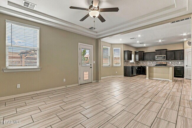 Building Photo - 14525 Juan Diego Dr