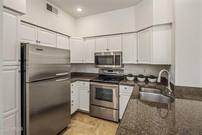 Building Photo - 4848 N 36th St