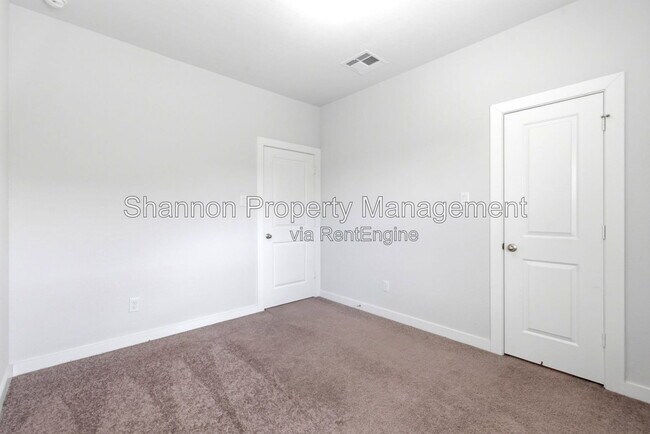 Building Photo - 8017 Whisper Grove Dr