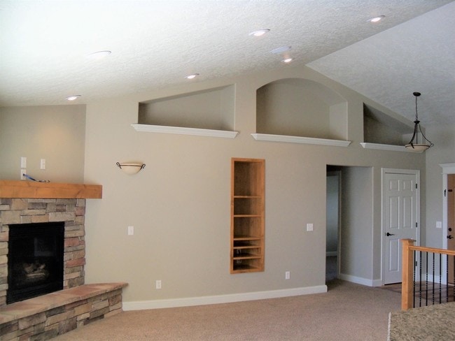 Building Photo - 6240 Gray Hawk Way