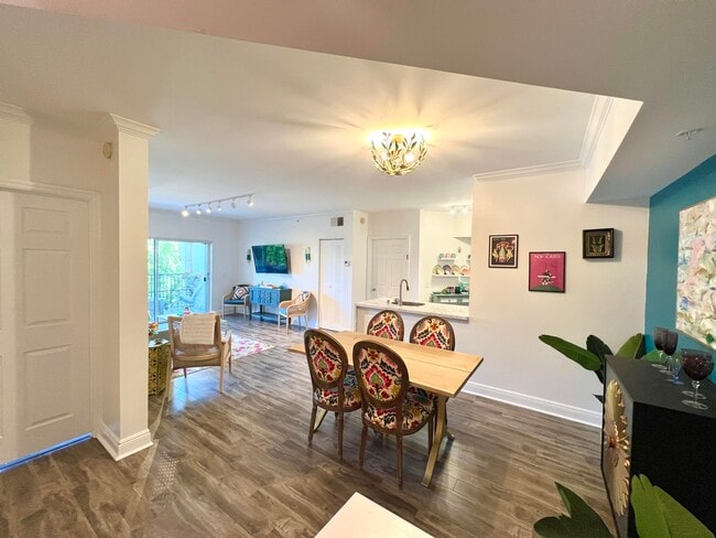Building Photo - 3307 Tuscany Way