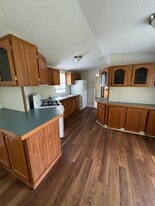 Building Photo - 33 Mazy Ln