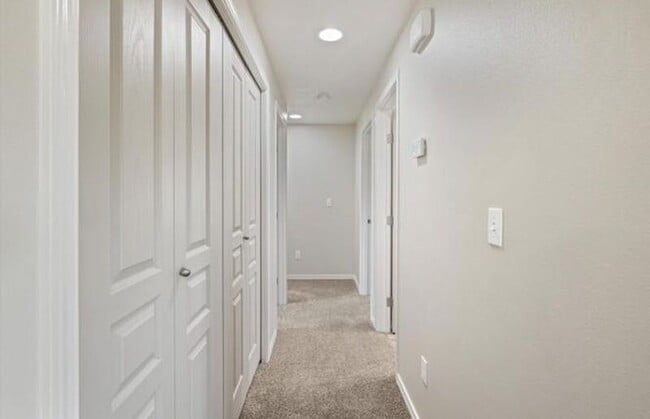 Building Photo - 3525 W 10th Ct