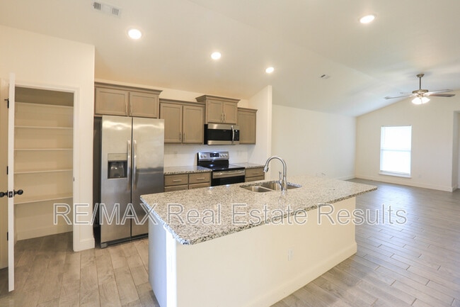 Building Photo - 501 NW 59th Ave