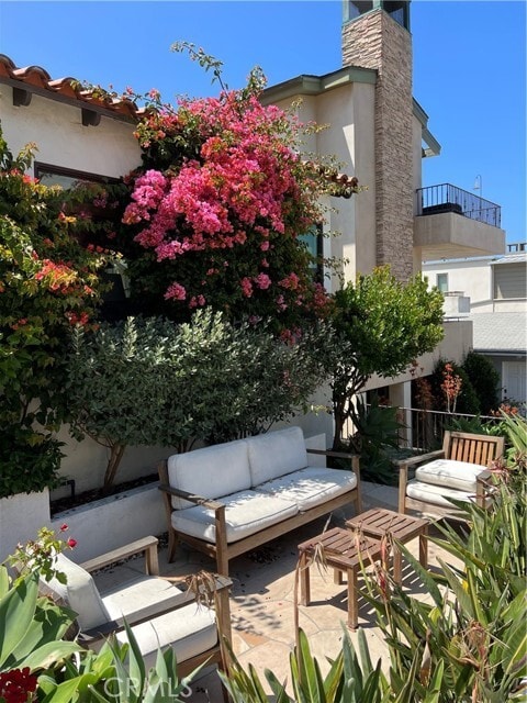 Building Photo - 124 17th St