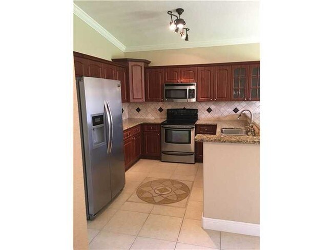 Building Photo - 7748 NW 200th Ln