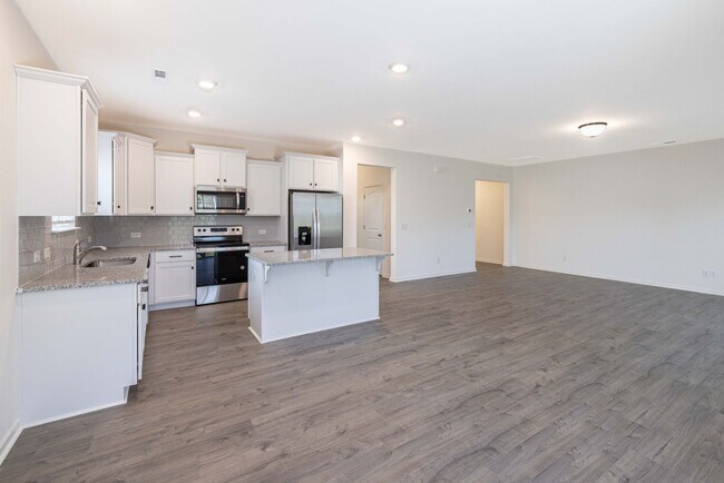 Building Photo - 724 Scotch Meadows Loop