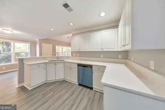 Building Photo - 4804 Thicket Path NW