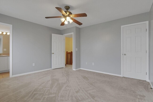 Building Photo - 243 Oxford Oak Dr