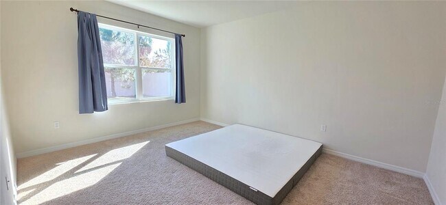 Building Photo - 3383 Hammond Pt