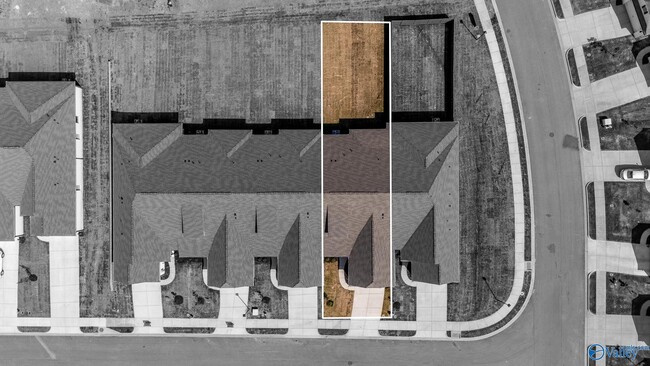 Building Photo - 203 Osceola Cir