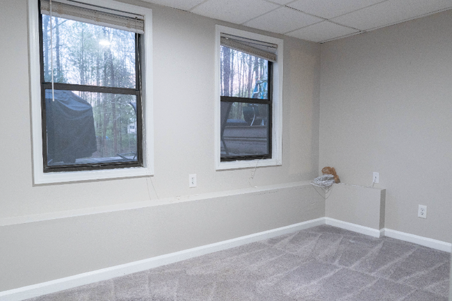 Building Photo - 2965 Red Pine Ct NW