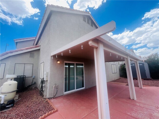 Building Photo - 660 Bonanza Plain Ave