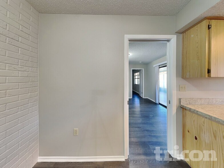 Building Photo - 13410 Shadberry Ln
