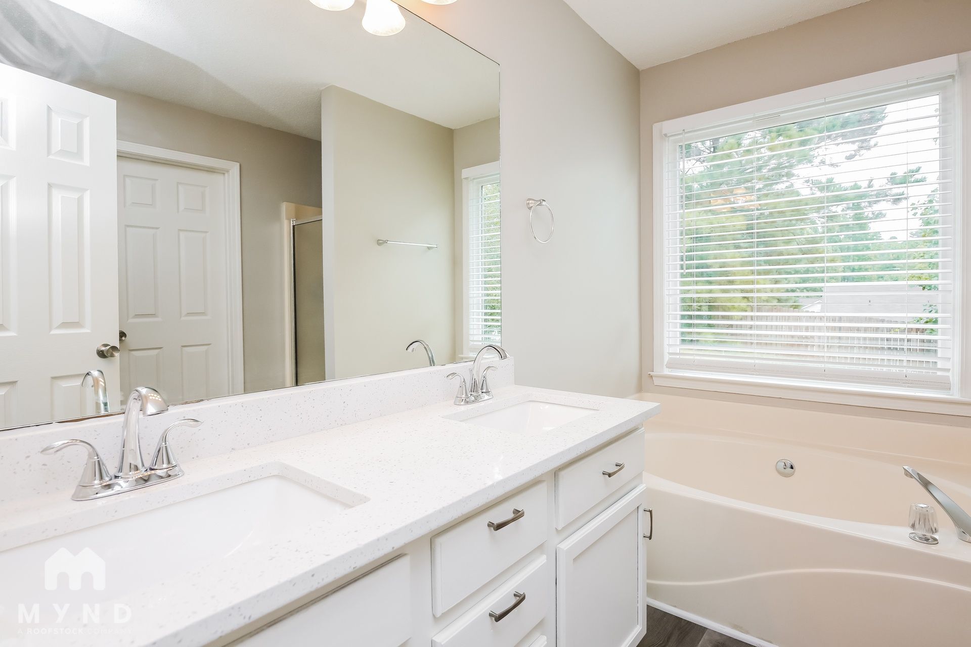 Building Photo - 374 Shoal Ct