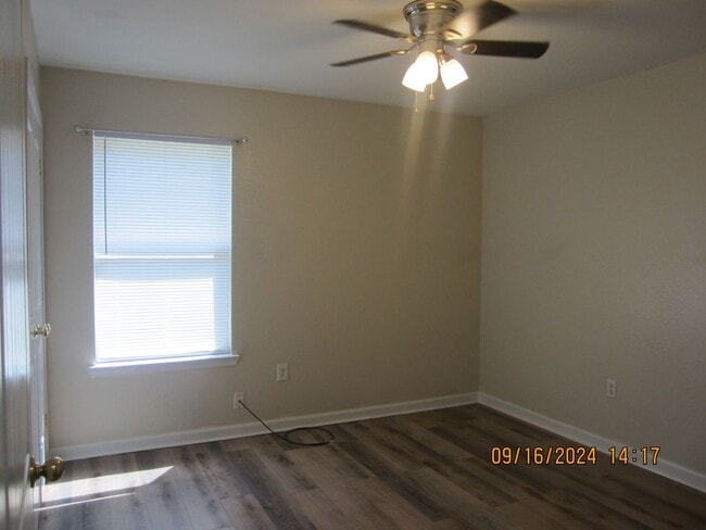 Building Photo - 3BR/2BA Single Family Home in Gulfport.  R...