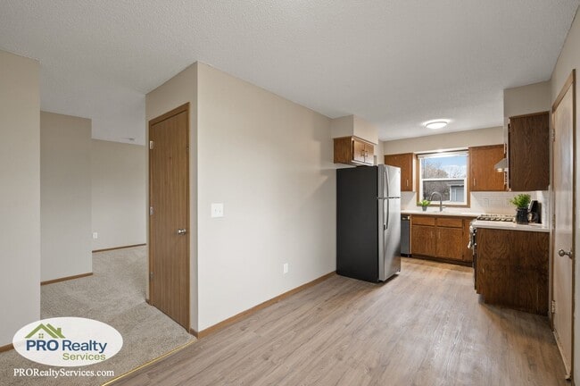 Building Photo - 3 Bedroom House In St. Francis