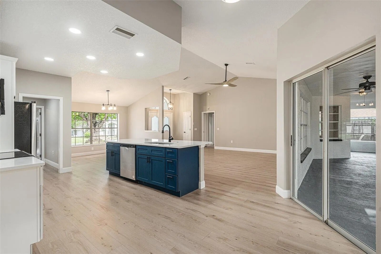 Building Photo - 5092 Abagail Dr